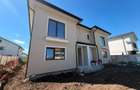 CASA DUPLEX, TOATE UTILITATILE, STRADA ASFALTATA, COMISION 0%