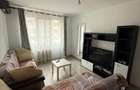 Proprietar închiriez ap 3 cam  500 € 3 min M ,piața , școli, parc  zona verde - 1