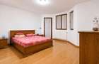 Casa spatioasa de inchiriat cu 5 camere in Zimandu Nou - 9