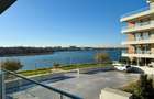 Apartament 3 camere cu o vedere superba la lac -Lebada Lake Residence - 7