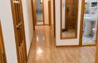 Închiriez (schimb) apartament 4 camere, complet mobilat  - 2