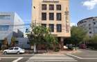 Inchiriem spatiu comercial/birouri Parc Closca. Comision Zero!! - 2