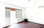 Vila individuala  renovata  cu 7 camere, garaj zona Herastrau - 4