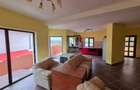 Casa de vanzare individuala cu garaj in Bucium - 2