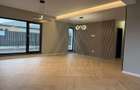 Apartament la vila 4 camere 3 bai si curte 200 mp in Arhitectilor - 1
