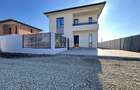 Casa Individuala de vanzare - Teren 350 mp | 4 camere - 3 bai - 3