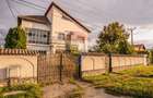 DE VANZARE Casă-muzeu în Răzvad | Reședință unică, 391 mp - 44