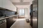 Triplex 3 camere Dristor, centrală, parcare, an 2008, 200 mp