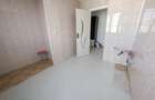 Vand apartament cu 4 camere