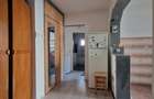 Navodari( Sud, Str Rândunelelor)- 2 camere decomandate, etaj 3/4, liber - 7