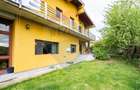 Casă / Vilă cu 5 camere de vânzare Izvorani  in apropierea padurii