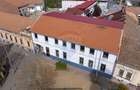 Clădire comercială de vânzare, 2240mp, Ultracentral, str Primăriei - 38