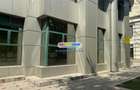 Spatiu comercial  - vitrina stradala pe Bulevardul Unirii