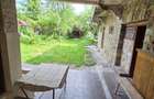 Vânzare proprietate - Casă tip conac, teren și anexă, într-un cadru natural spec - 17