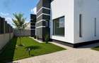 Casă de vânzare, 4 camere individuală parter | Berceni Ilfov | 415 mp | La cheie - 5