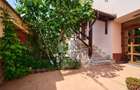 Casa/Vila 4 camere, 6 Vanatori