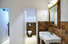 Vila Renovata - Birouri/ Clinica/ Showroom - Piata Romana - 7