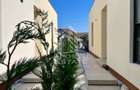 Duplex modern Chisoda stadiul la alb - 15