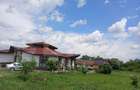 Casa superba in Tinca, 225 mp, 20 ari luciu de apa, teren fotbal, spatii verzi - 9