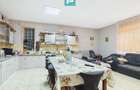 Casă cu 4 camere și teren de 1.910 mp în Macea - 8