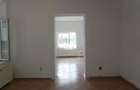 Spatiu comercial - zona excelenta - centrala proprie - aer conditionat - 60 mp - 9