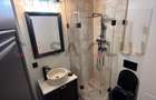 3 camere modern, etaj intermediar