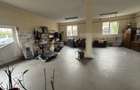 Casa + Spatiu comercial, 566 mp - in Bradet - 9