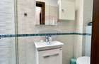 Apartament cu 3 camere de închiriat - 10