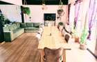INVESTITIE Vila moderna + vila la rosu, teren 1480 padure