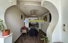 Proprietate 2 case curte pavata Teren 700 mp Hotel CETATE gard utilitati - 17
