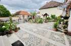 Vila individuala in Avrig - confort lux - 7 camere, 4 bai, 2 balcoane - 2