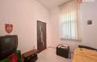 Casa de vanzare la curte comuna Zona Lunei - COMISION 0% - 5