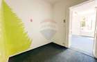 Spatiu comercial | doua cladiri, curte proprie | 300 mp | - 5