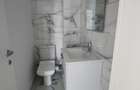 Decomandat 3 camere bloc nou et 3 Comision 0% - 7