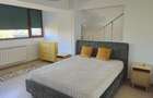 3  camere  /prima inchiriere/13  Septembrie/vis  a vis  de  Catedrala - 10