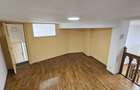 Studio generos cu aer boem și scară interioară în Centrul Istoric - 3