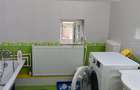 Dorobant VILA D+M+Pod  SU = 200mp  TEREN 1200mp amenajat (pot locui doua familii - 15