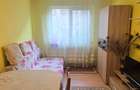 Inchiriez apartament cu 2 camere in Deva, zona Dacia, etaj 1,