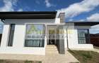 Casa individuala parter - 3 camere- 2 bai - teren 375mp - 17