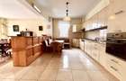 Vila zona Coresi | 1170 mp teren | 6 camere | De vanzare - 9