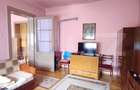 Casa renovabila cu 2 spatii comerciale, 416.6 mp, teren de 781 mp, zona Micro I - 12