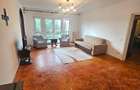 Ofer spre inchiriere apartament cu 3 camere - 4