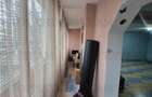 Apartament 3 camere foarte spatios,  cu centrala proprie, in zona Pacii, cartier - 9