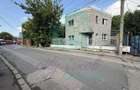 Casa receptionata in 2025 singura in curte - 4