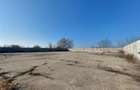 Teren ingradit si betonat, in apropiere de Aeroport - 4