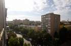 Apartament 3 camere, decomandat, centrala proprie, 3 minute de Mall