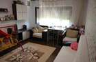 Zona Martir Closca - 2 camere decomandate - 1