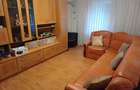 Apartamen cu două camere, decomandat, etaj 1 din 4, zona CET Constanța - 1