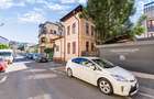 2 camere într-o casă monument istoric, strada  Maria Hagi Moscu, parter