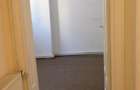 Victoriei, apartament in vila semidecomandat